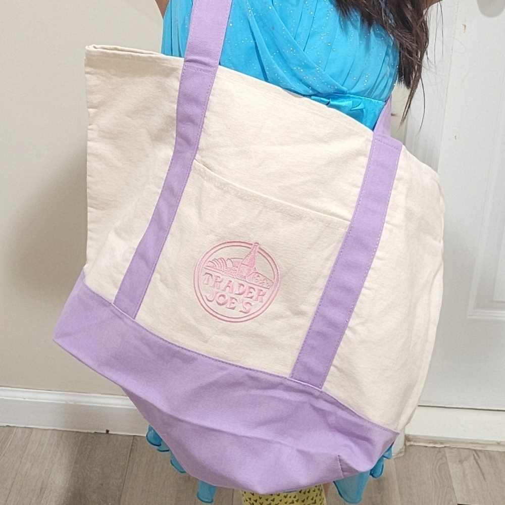 VIRAL Trader Joe FULL SIZE Lavender Tote